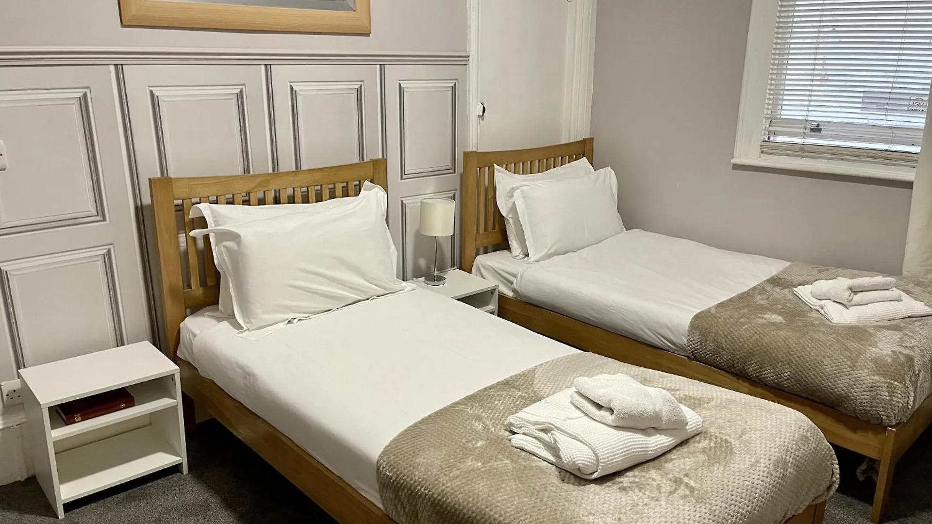 X Hotel Brunswick Square Hove 4*,  Regno Unito
